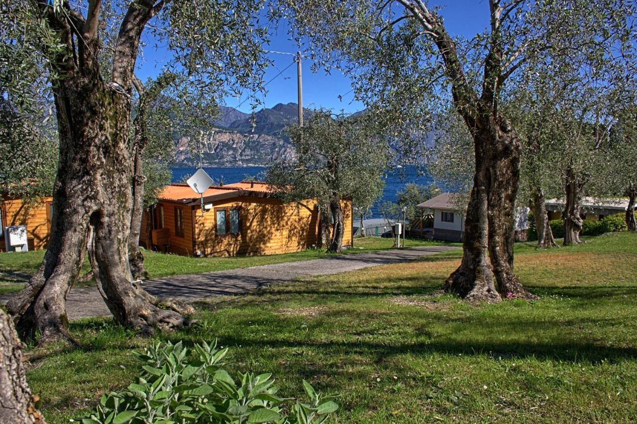 Monja Camping Village Brenzone Extérieur photo