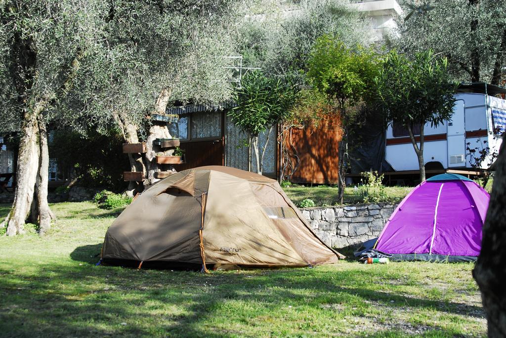 Monja Camping Village Brenzone Extérieur photo