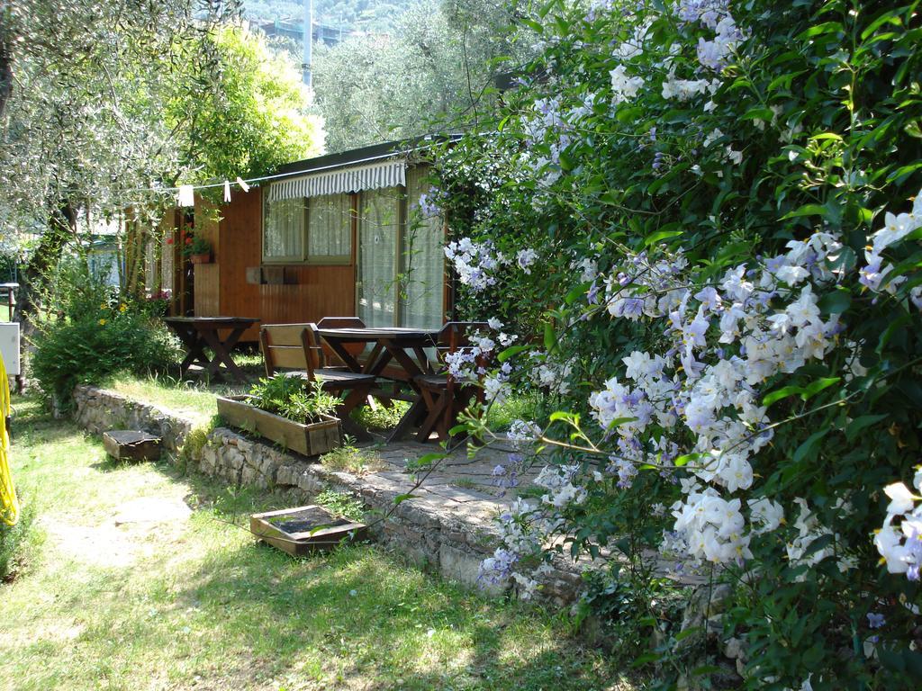 Monja Camping Village Brenzone Extérieur photo